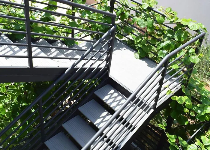 Prekrasan Sa Kaminom Appartement